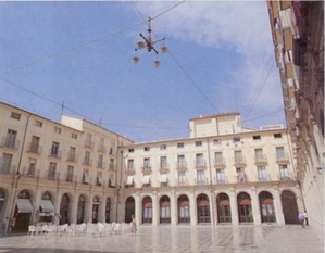 Plaza Mayor o de Dins